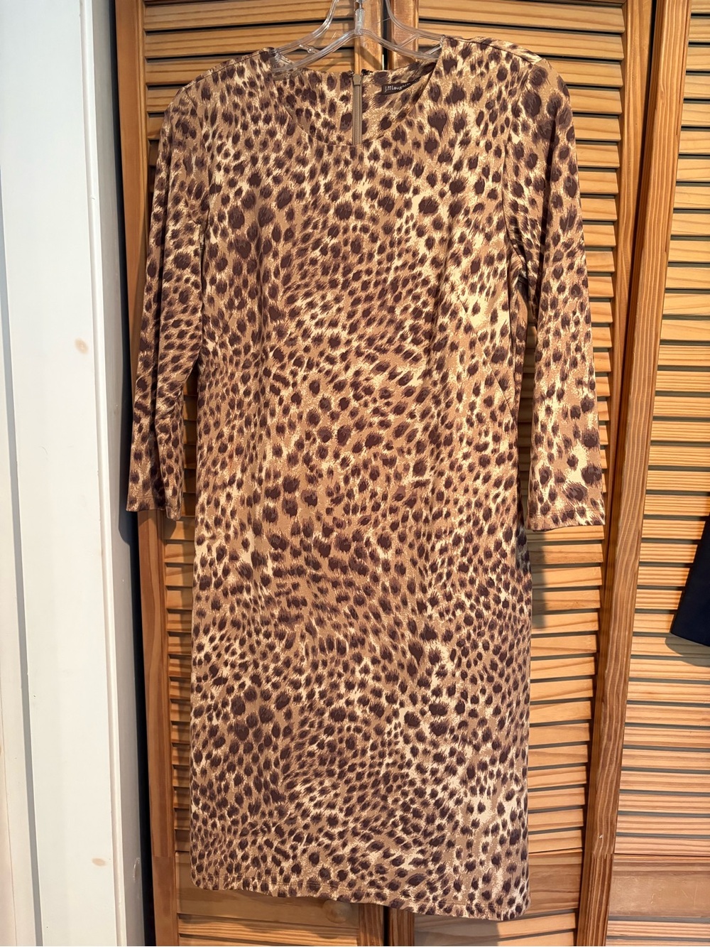 J.McLaughlin Leopard Print Catalina Cloth Shift Sheath Dress 3/4 Sleeve Small